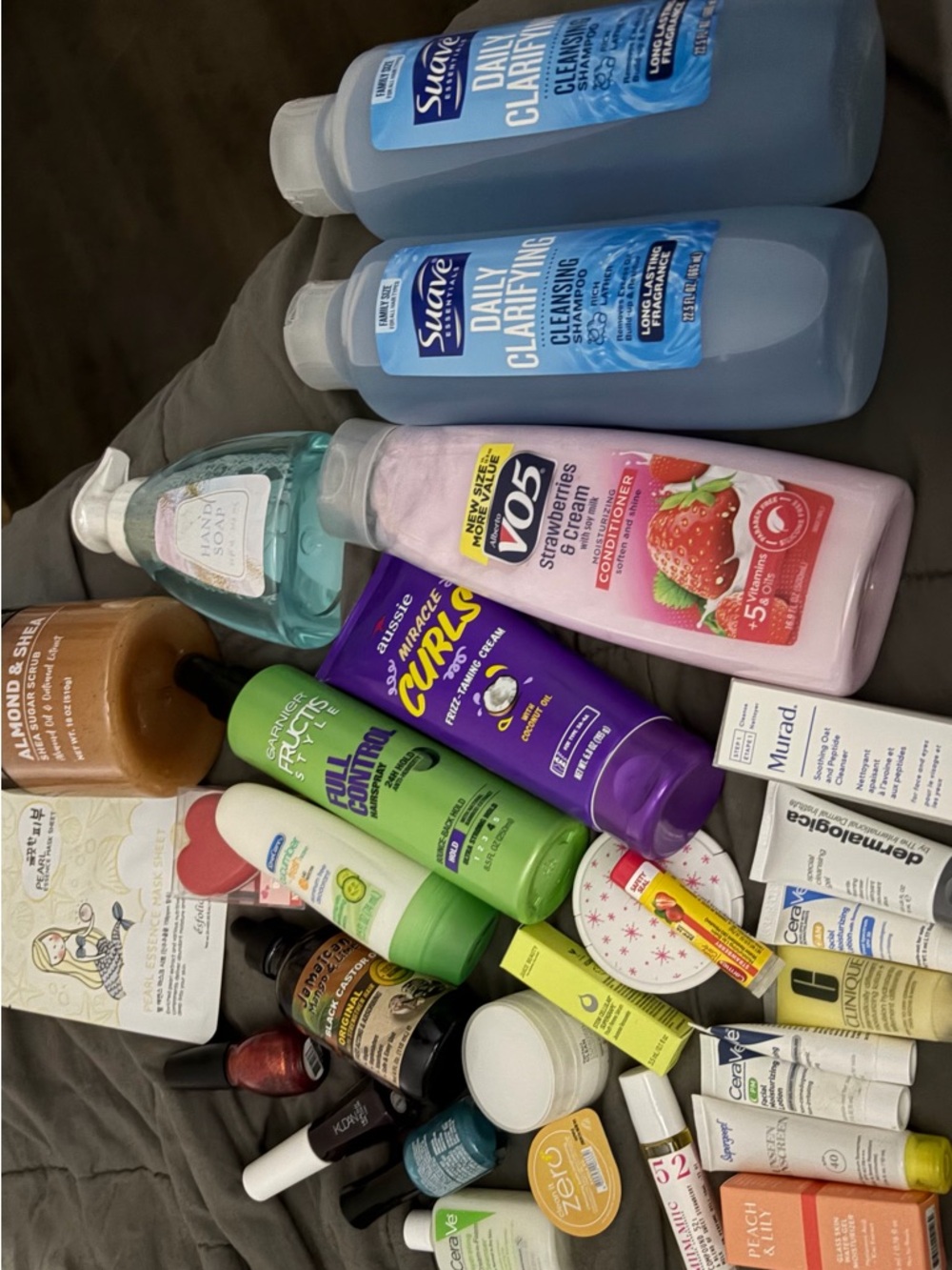 Hair/Body Care Lot